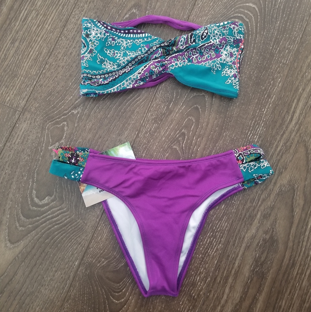 Bathing suit